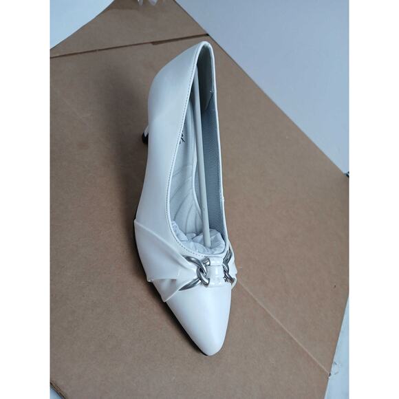 NWT LAMO Easy Street Women's Heel's White Size 8 - Picture 4 of 5